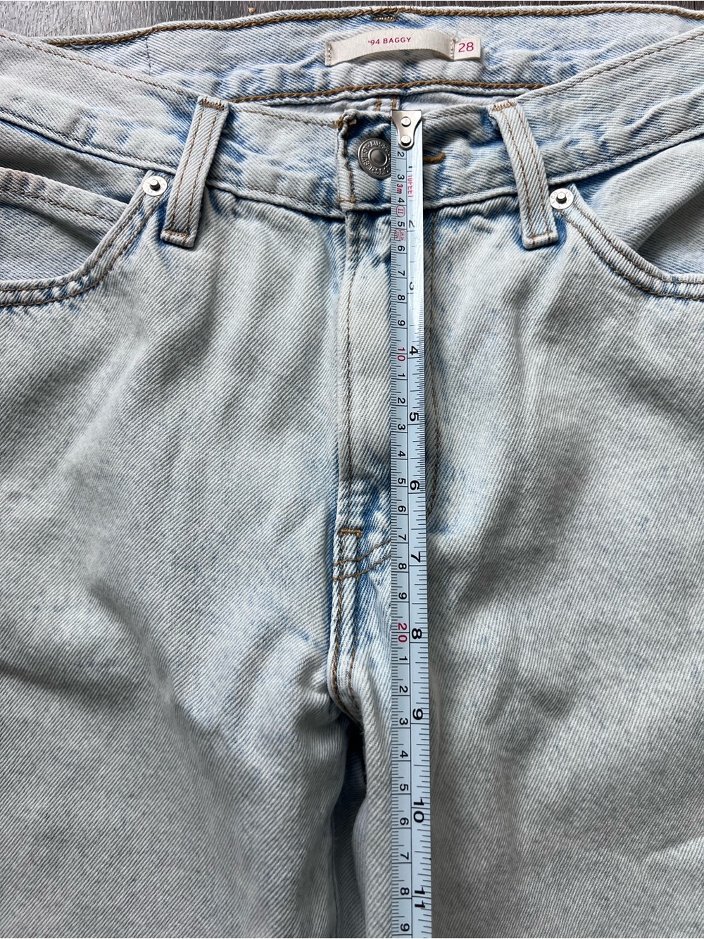 Levi’s 94 baggy light wash jeans size 28 - Picture 8 of 10